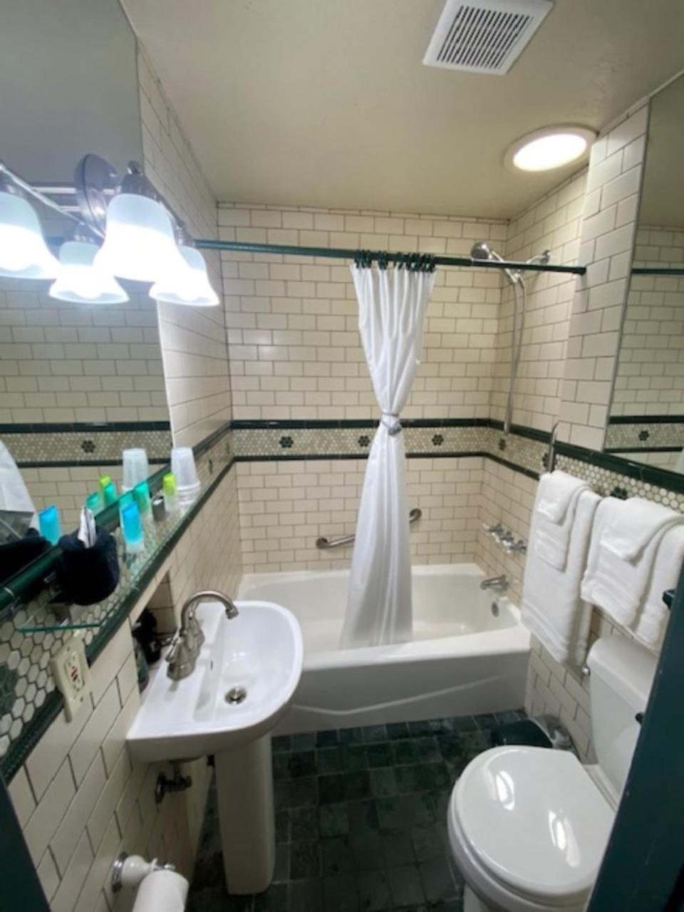 Photo 23