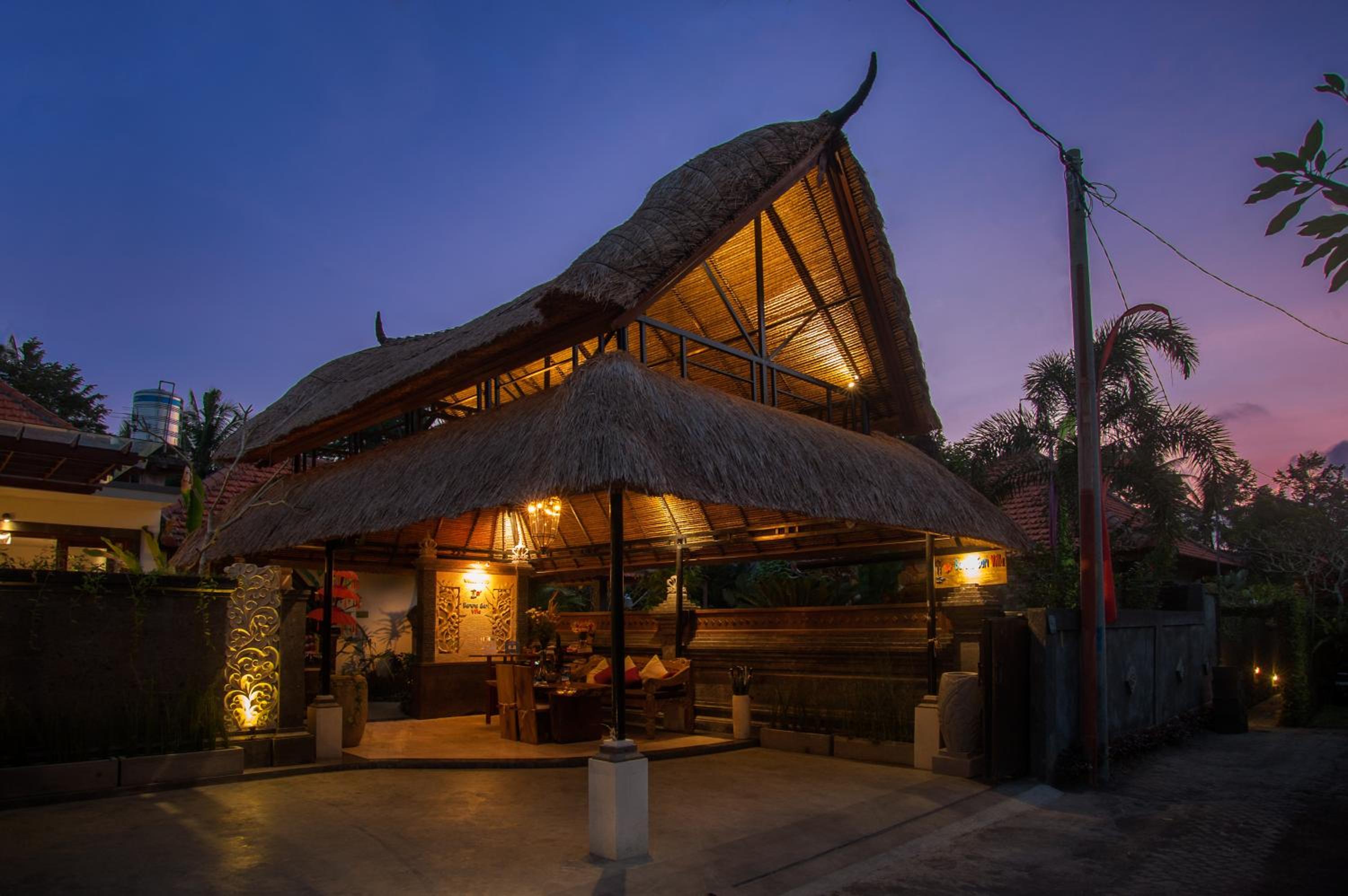 Baruna Sari Villa
