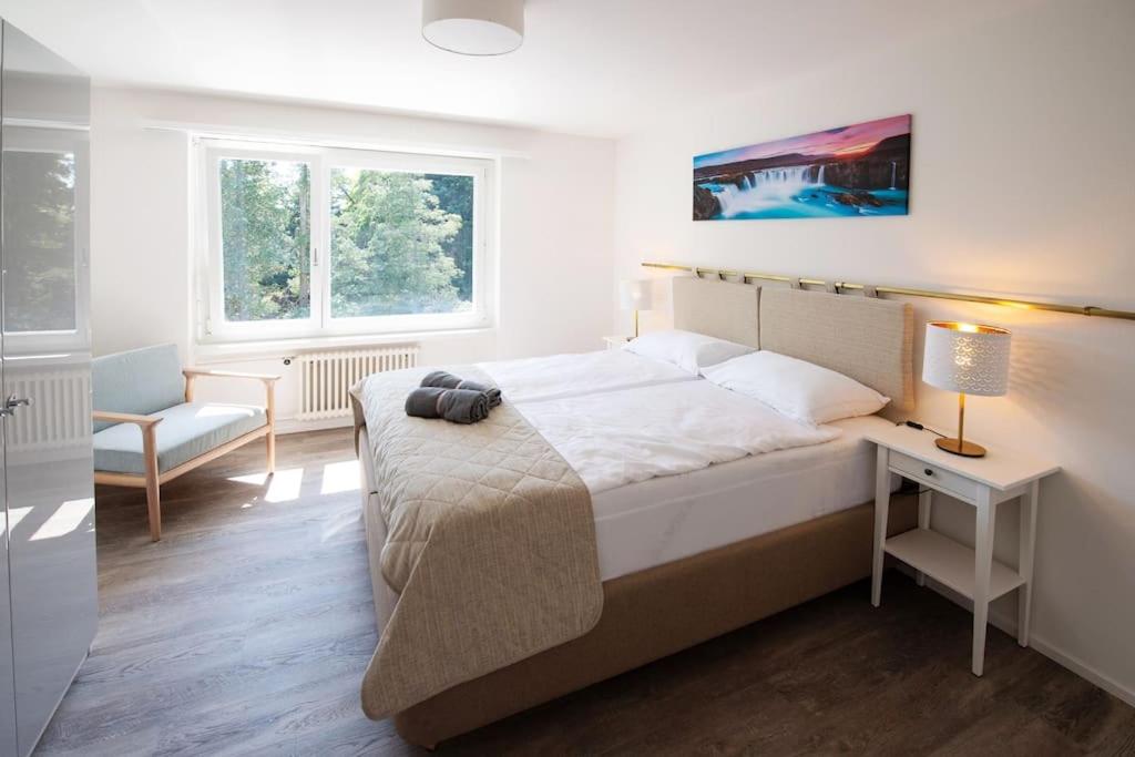 Moderne & helle Wohnung mit Netflix & Bergsicht