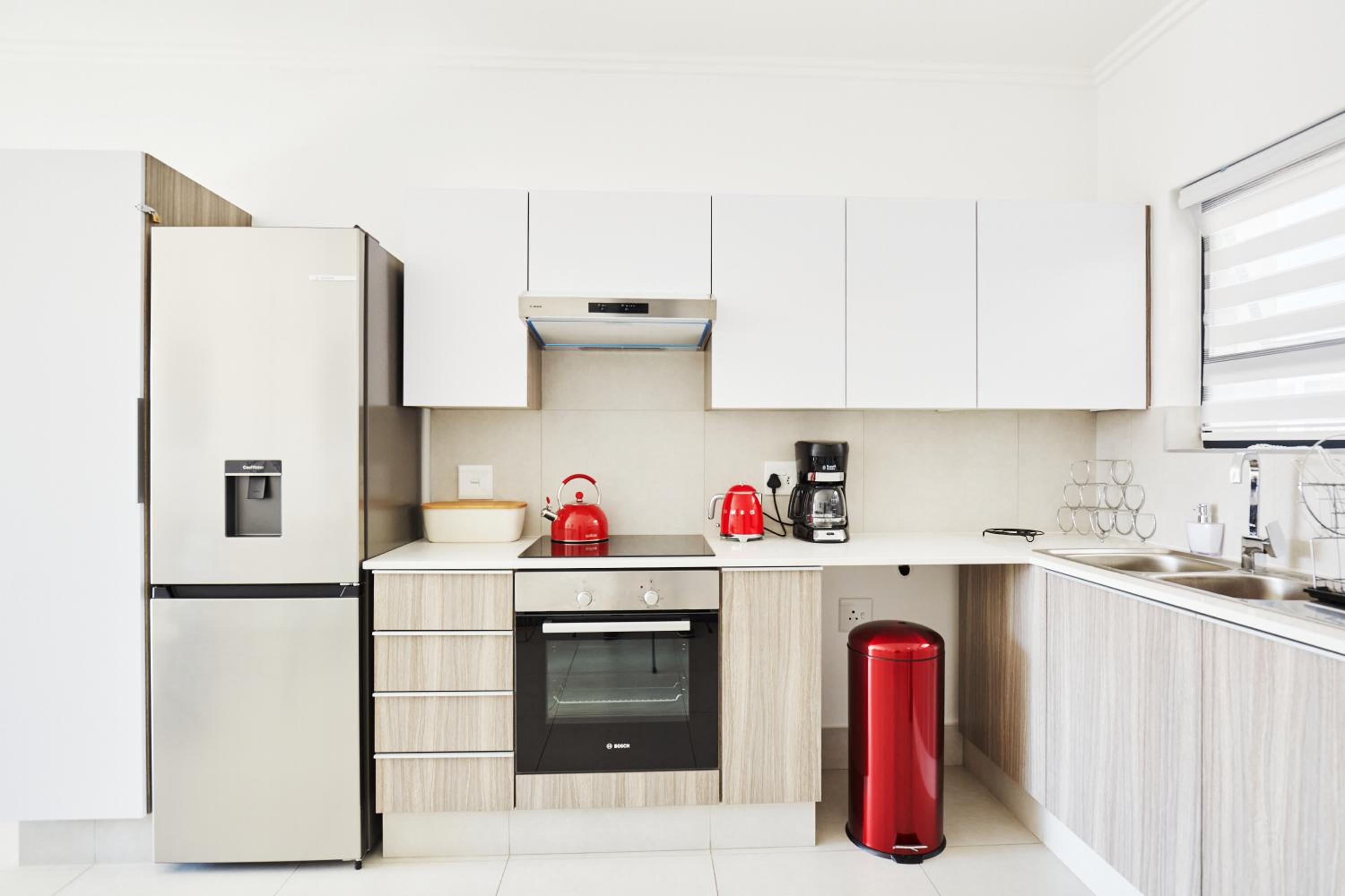 Luxurious sandton apartment with Inverter