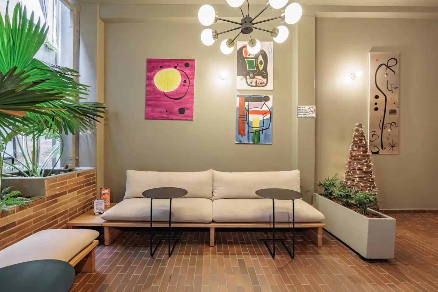 The Somos Flats Laureles