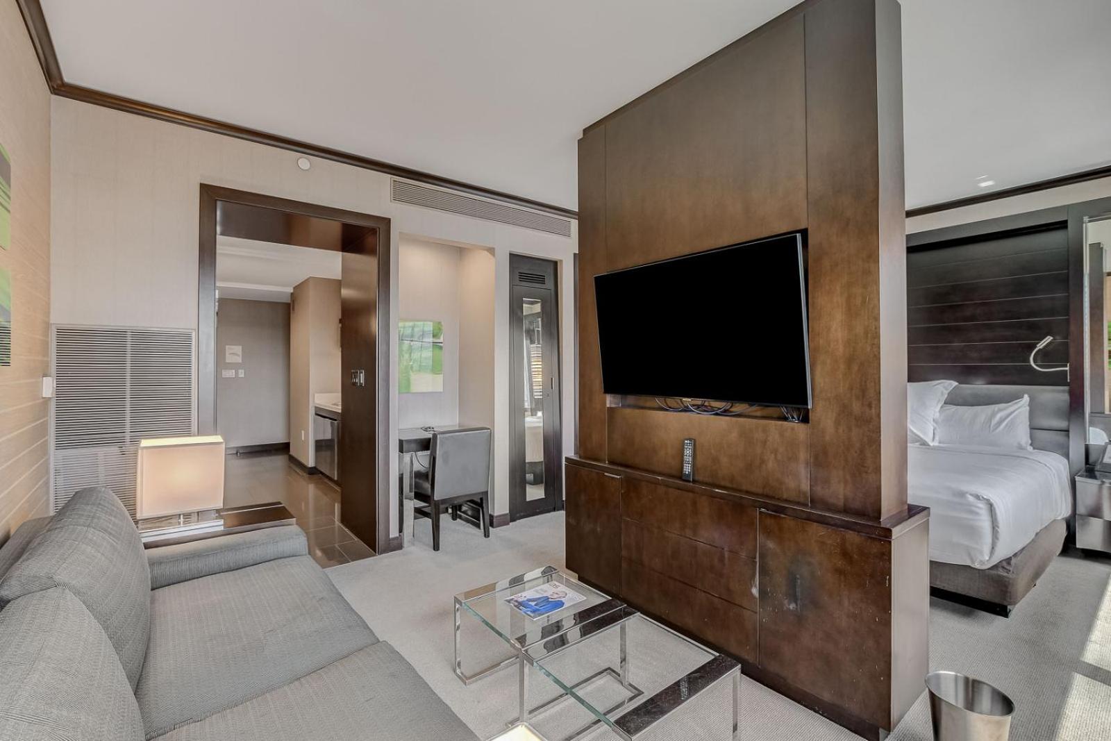 Vdara Hotel & Spa Private Residences 64