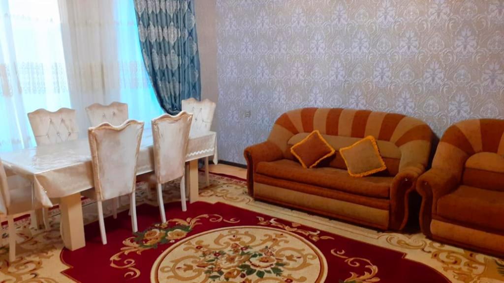 Villa ELO in Kebele