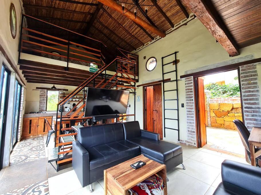 Casa Pájaro, en lo alto del Bosque