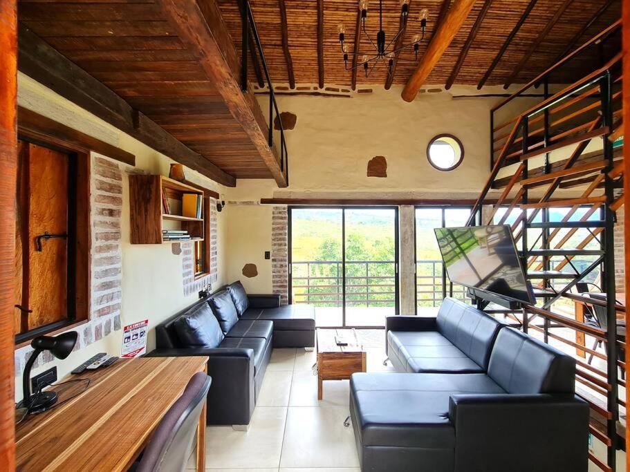 Casa Pájaro, en lo alto del Bosque
