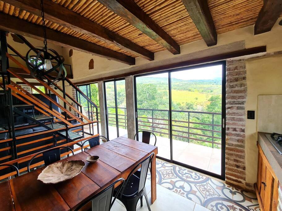Casa Pájaro, en lo alto del Bosque