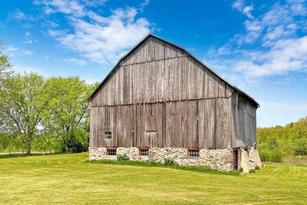 Hidden Farm Escape in the Heart of Kawarthas
