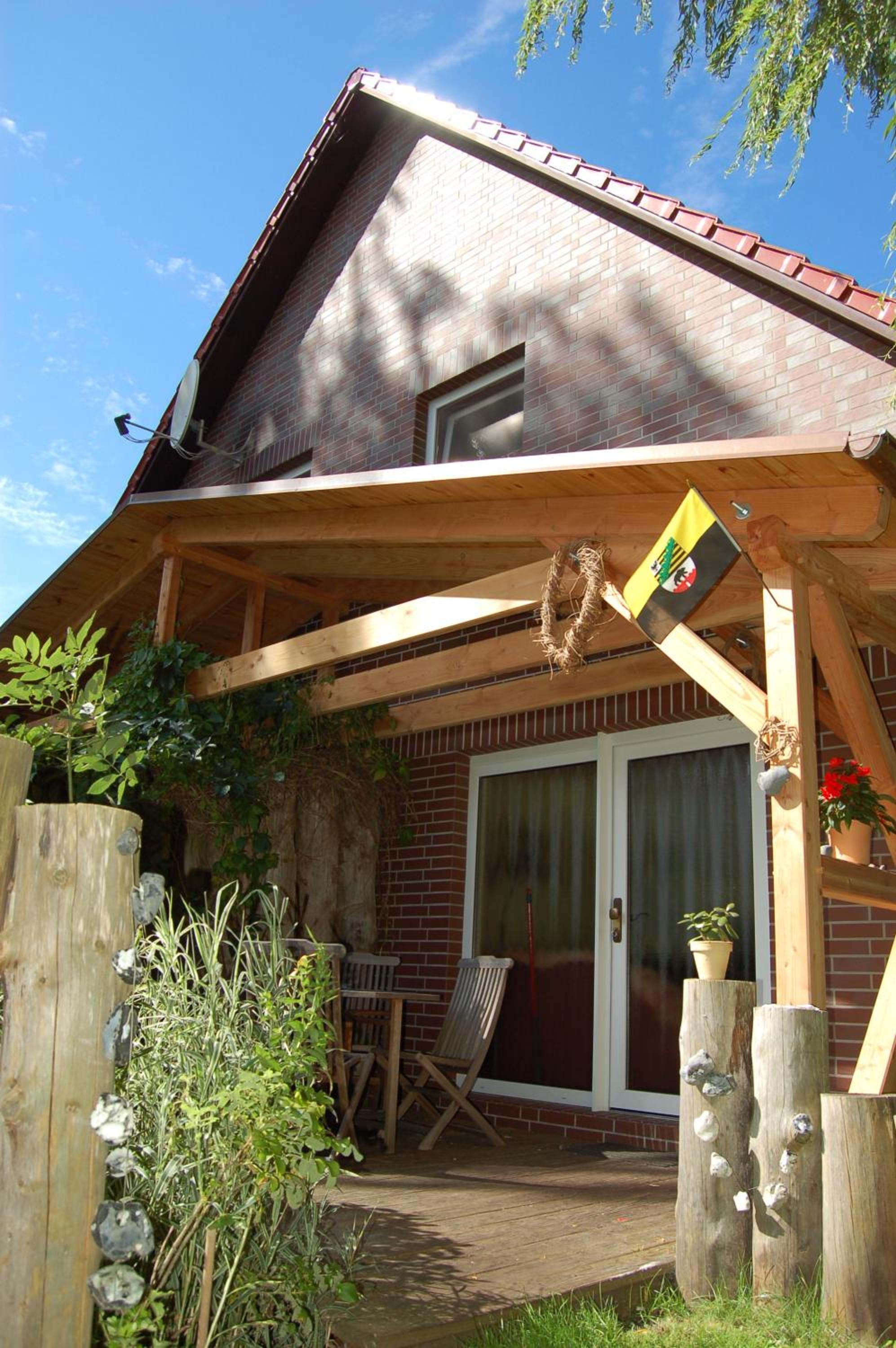Ferienhaus Eulenhaus im urigen Garten