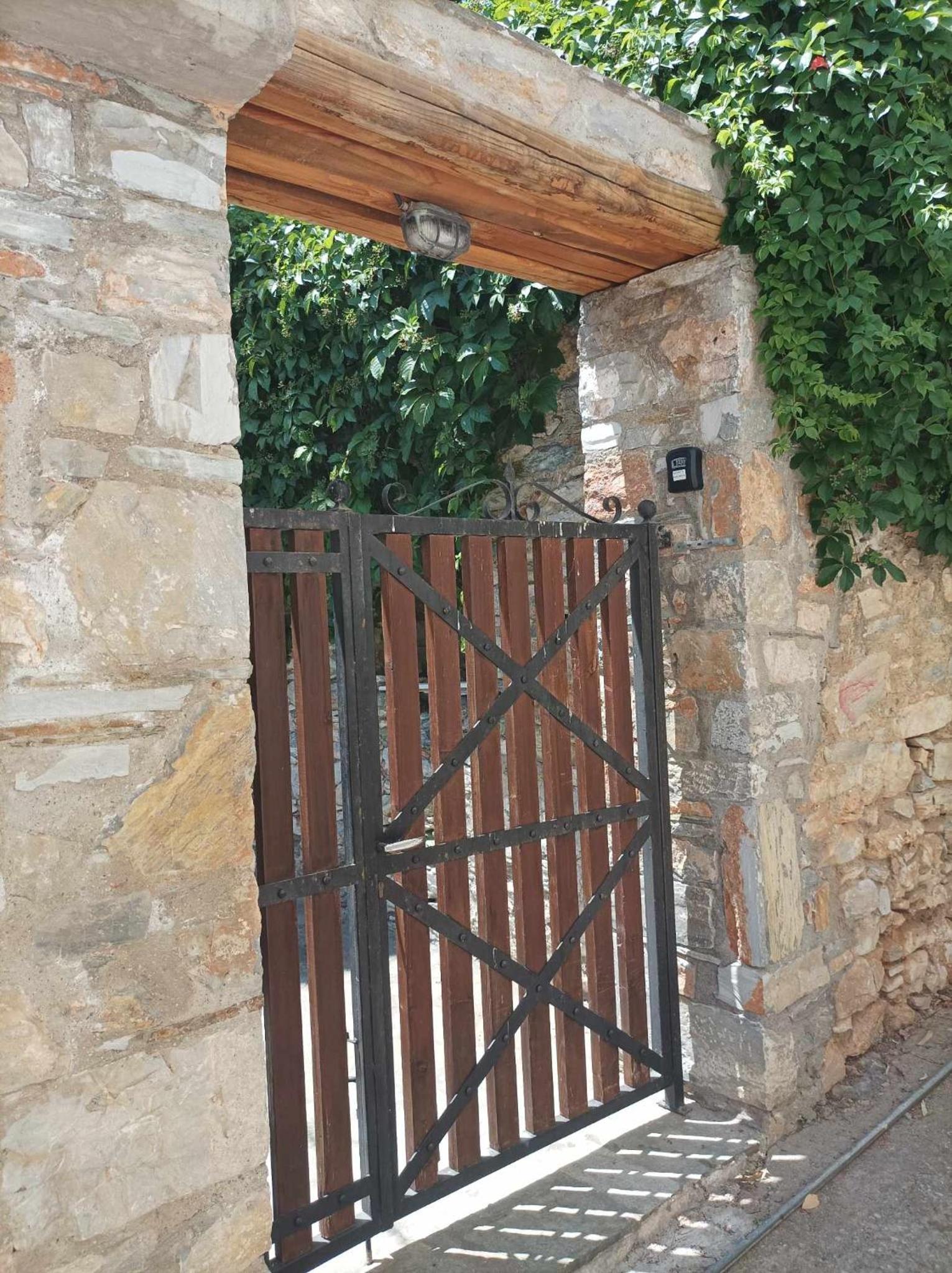 Photo 16