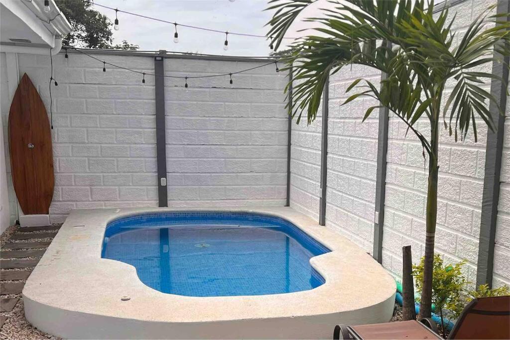 Beach House Herradura Jacó - Private pool