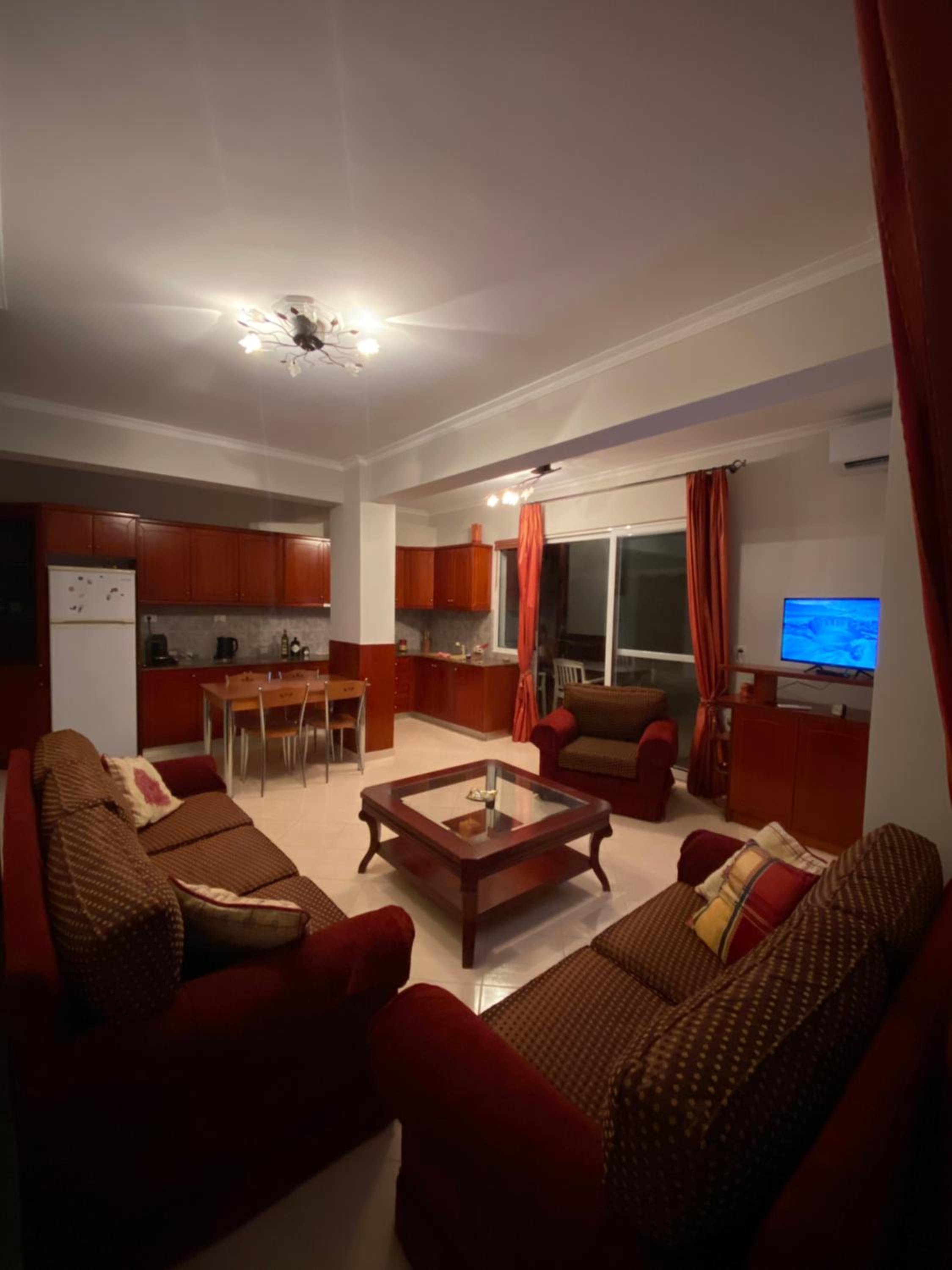 Lilo's Place Saranda Beach