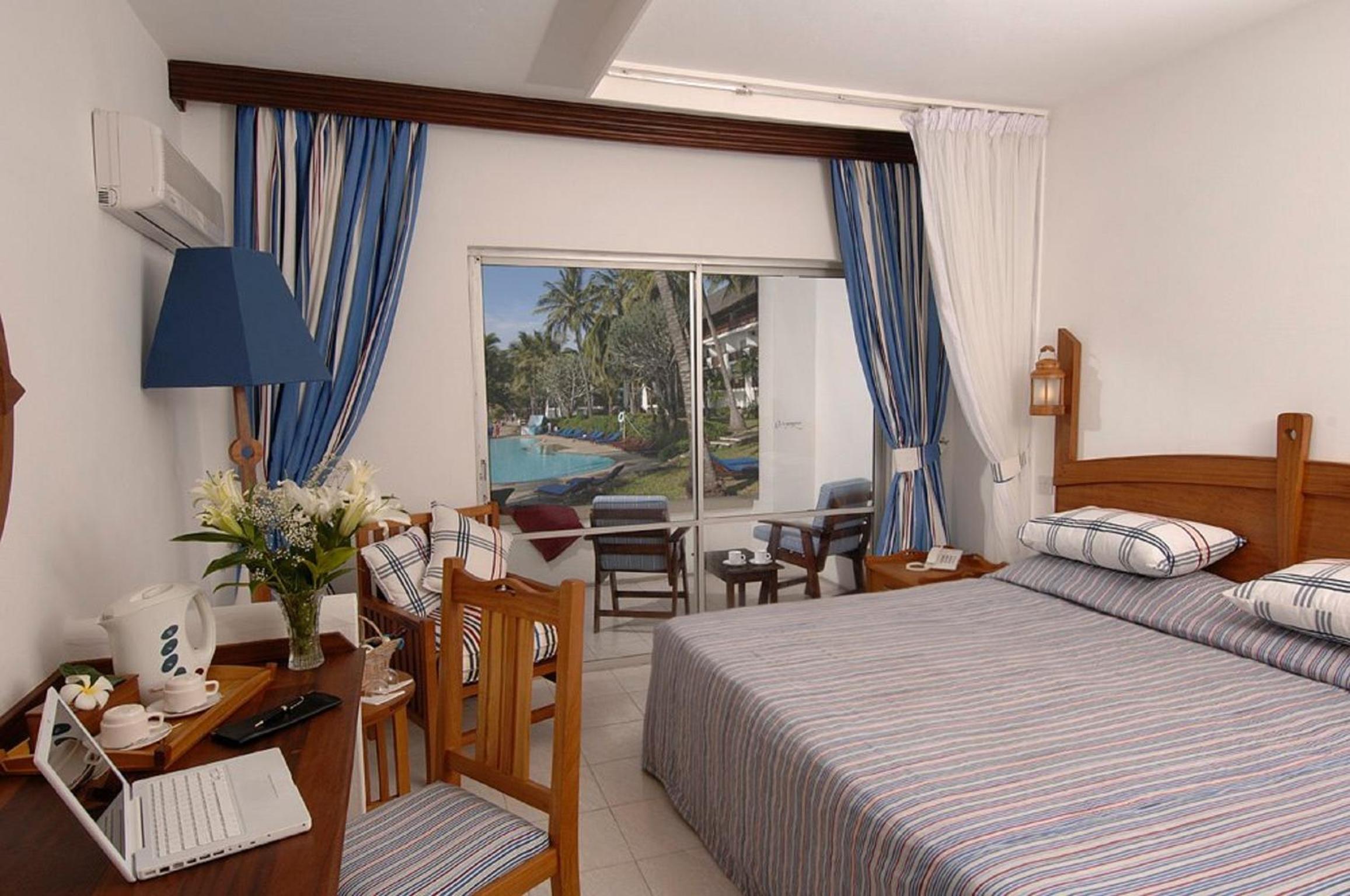 Voyager Beach Resort
