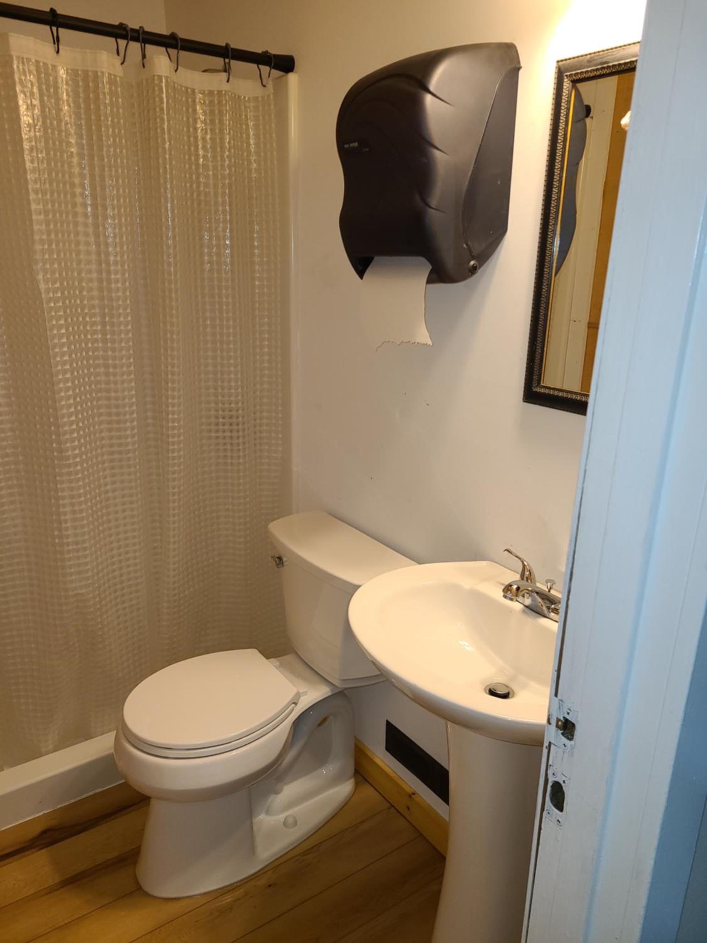 Photo 6
