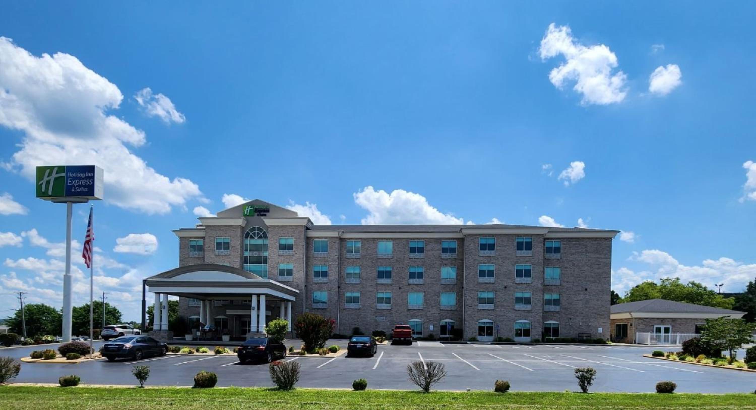 Somerset Vacations - Holiday Inn Express Hotel  Suites Somerset Central, an IHG Hotel - Property Image 27
