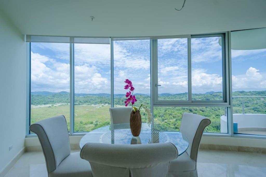 17J Beautiful Jungle Views in Beachfront Resort view 4