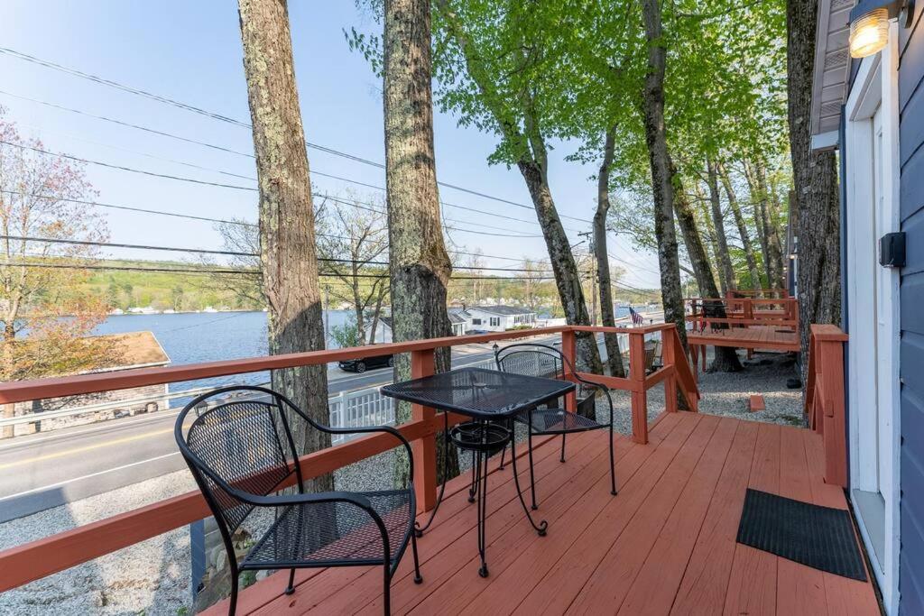 Adorable Cottage with stunning Lake Views view 3