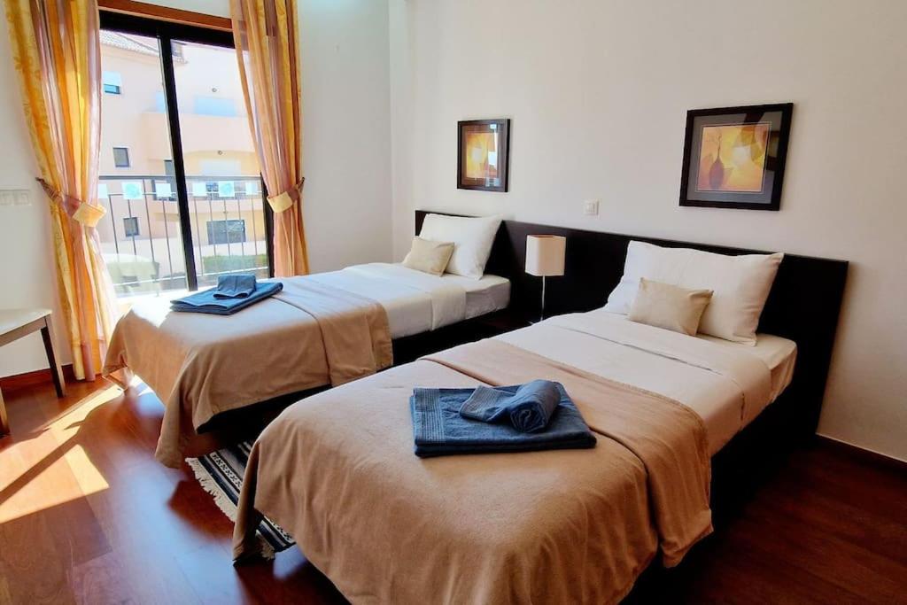 Luxury apartment at Baia da Luz view 4
