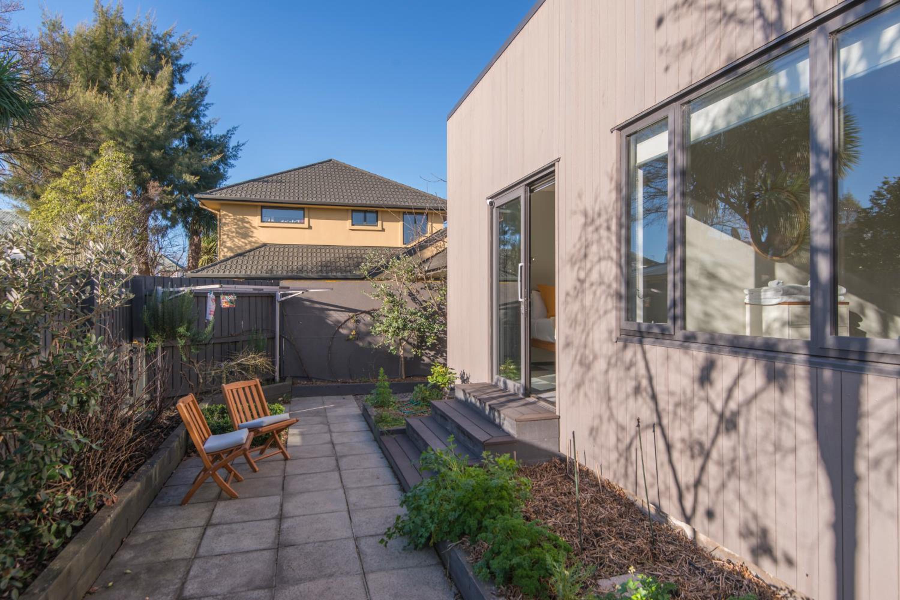 Small Sustainable House view 5
