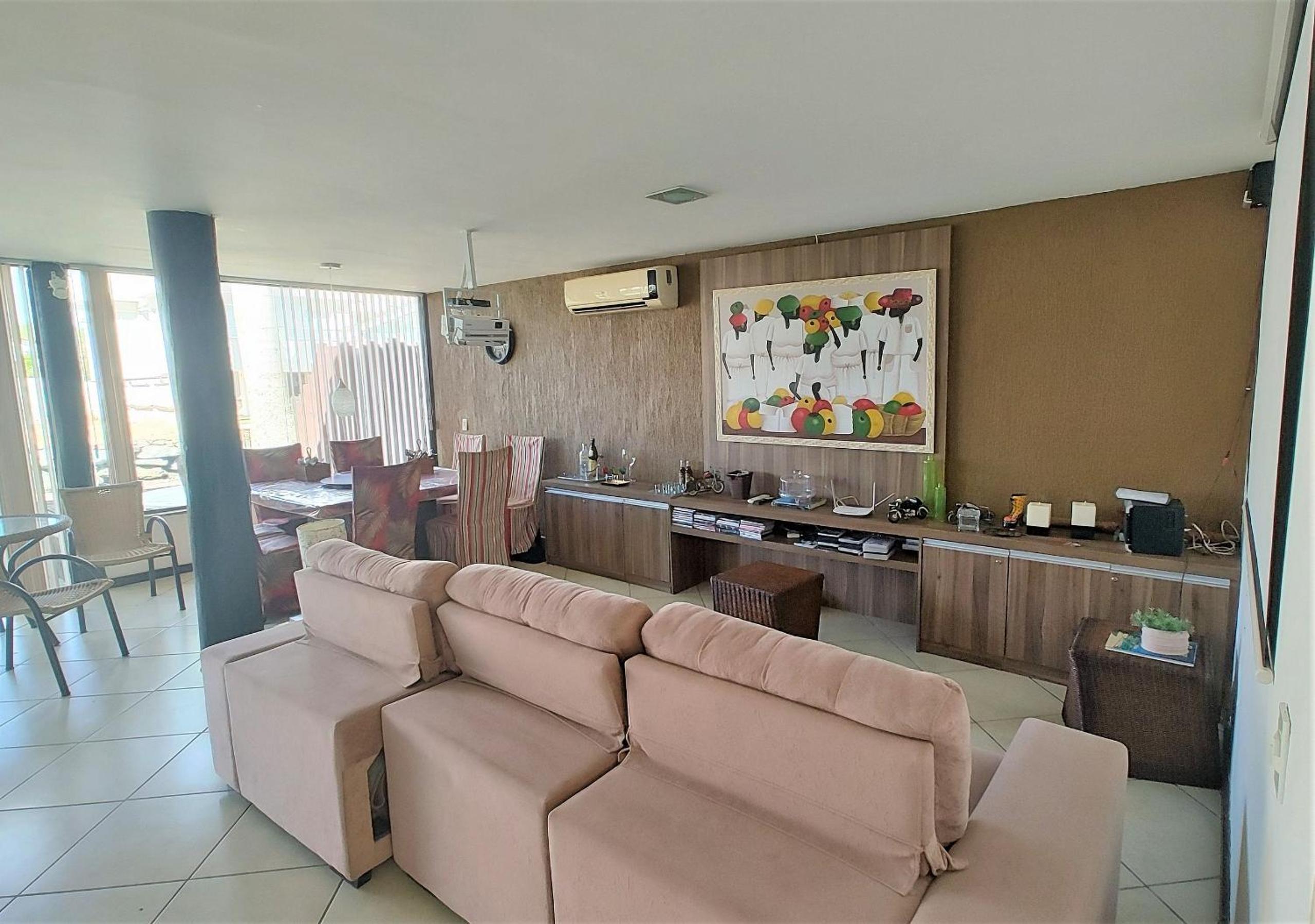 Casa com deck navegável e jacuzzi em Angra dos Reis RJ - Praia da Ribeira