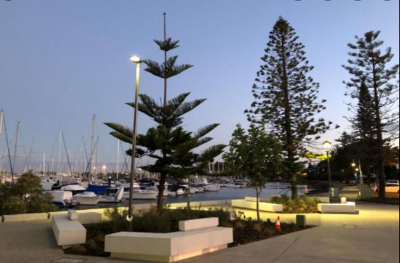 Location, location, location - spacious apartment