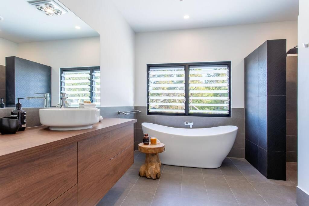 Attunga I Private Properties