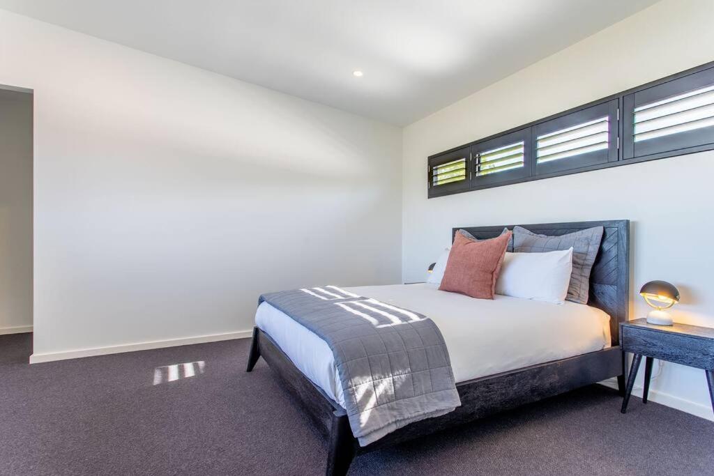 Attunga I Private Properties