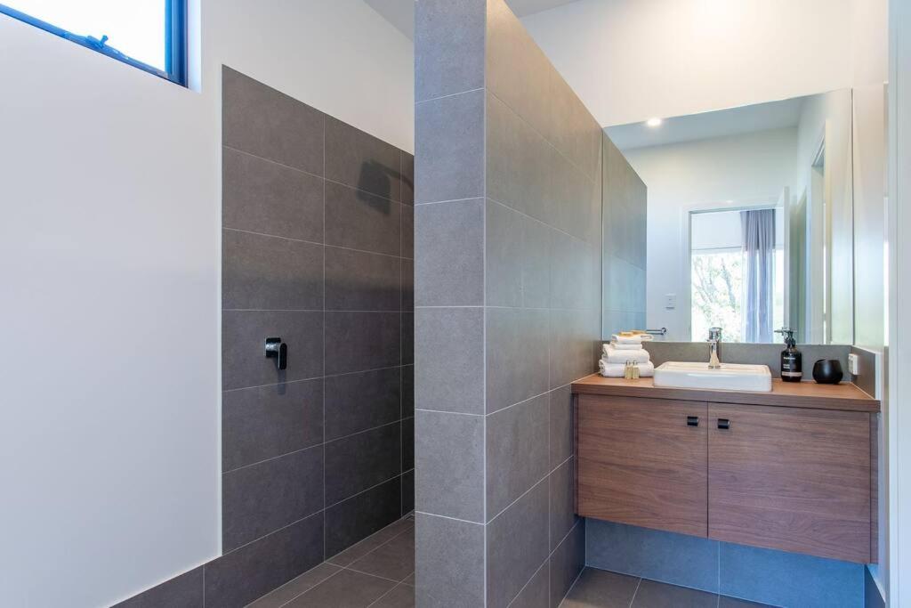 Attunga I Private Properties