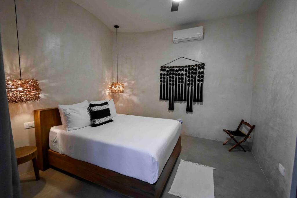 Casa Kuk, stylish, Beach at 5 min, Pool, Concierge view 5