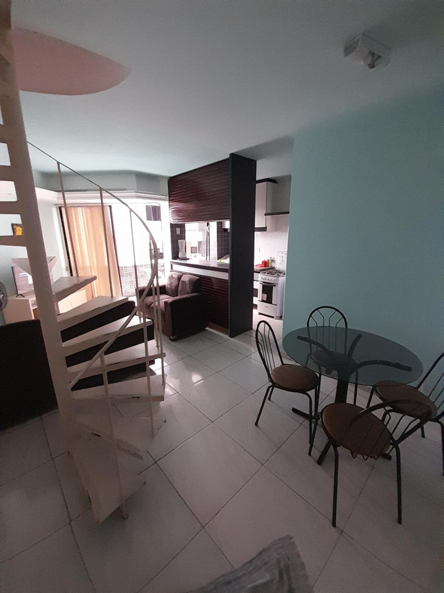Apartamento dúplex em frente ao mar de Pajuçara