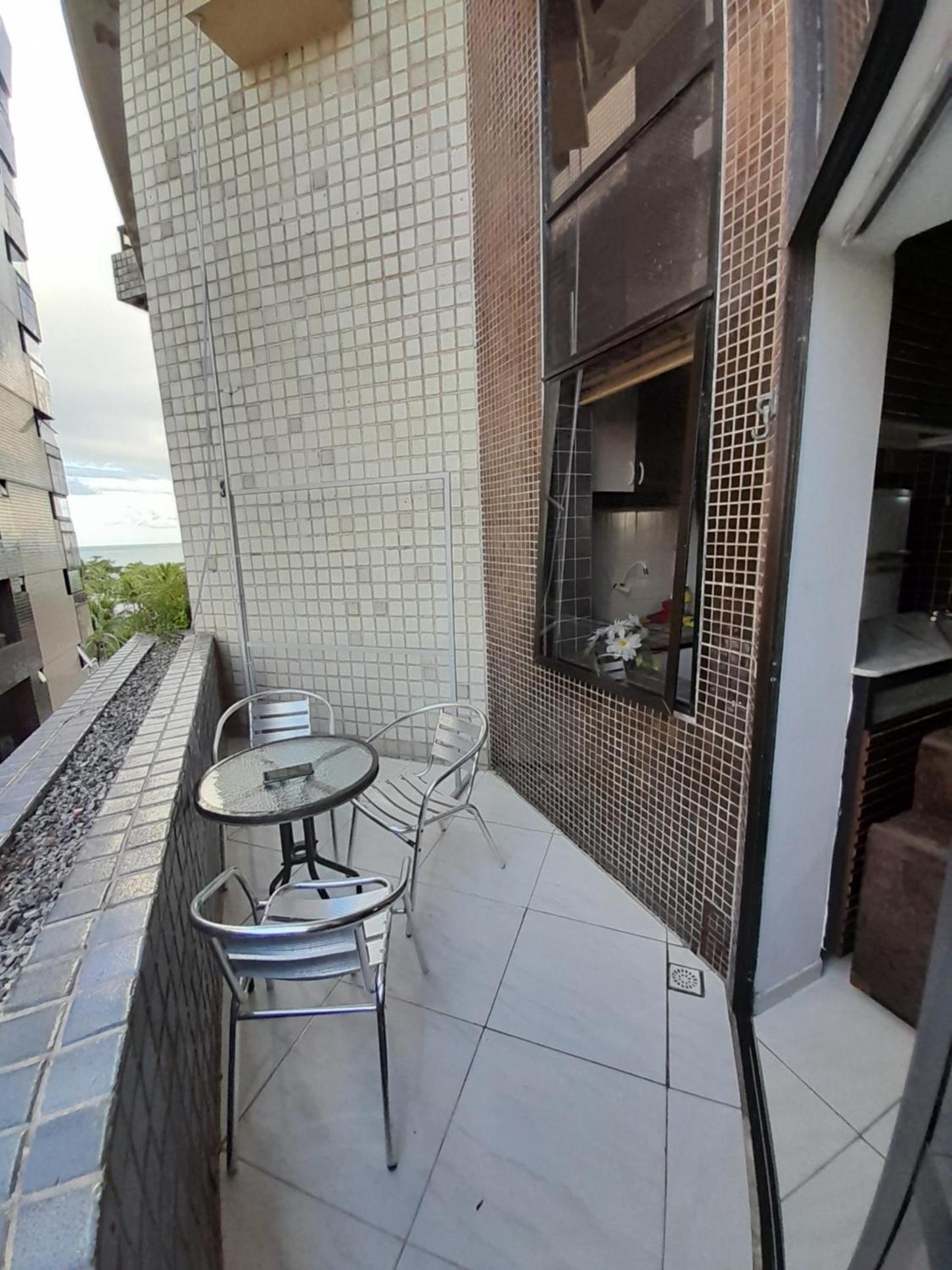 Apartamento dúplex em frente ao mar de Pajuçara