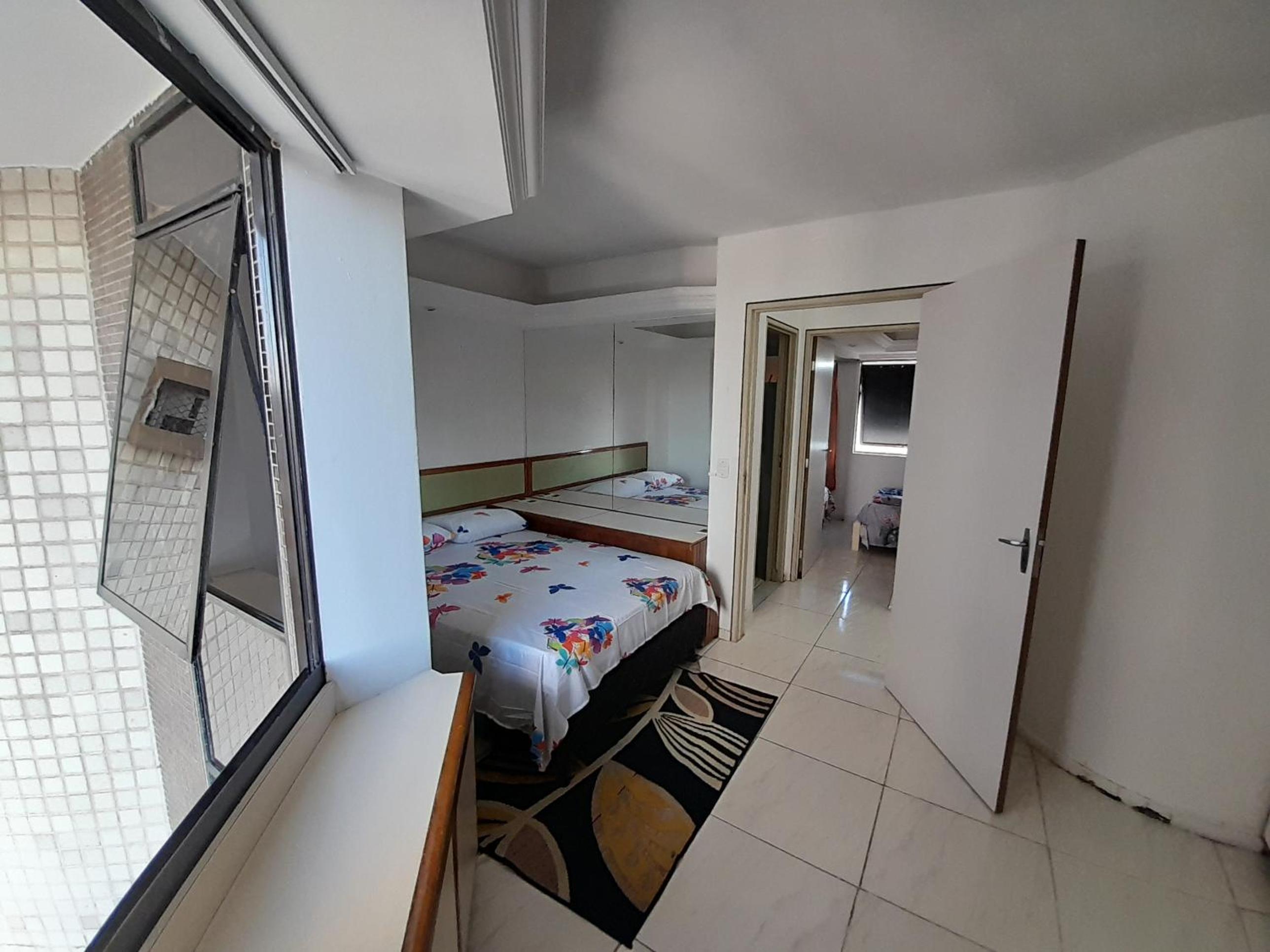 Apartamento dúplex em frente ao mar de Pajuçara