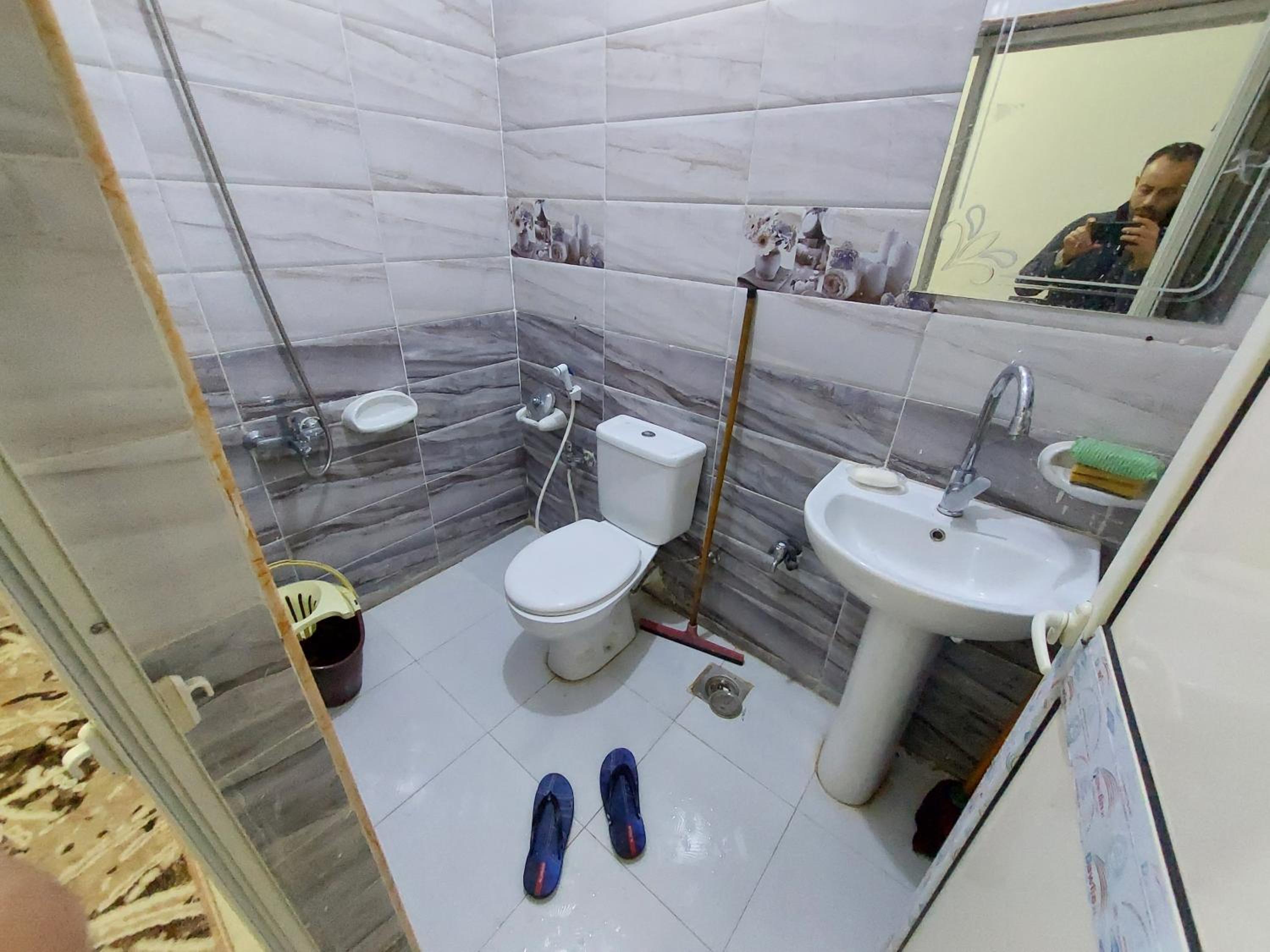 A single room in Cornish el maadi