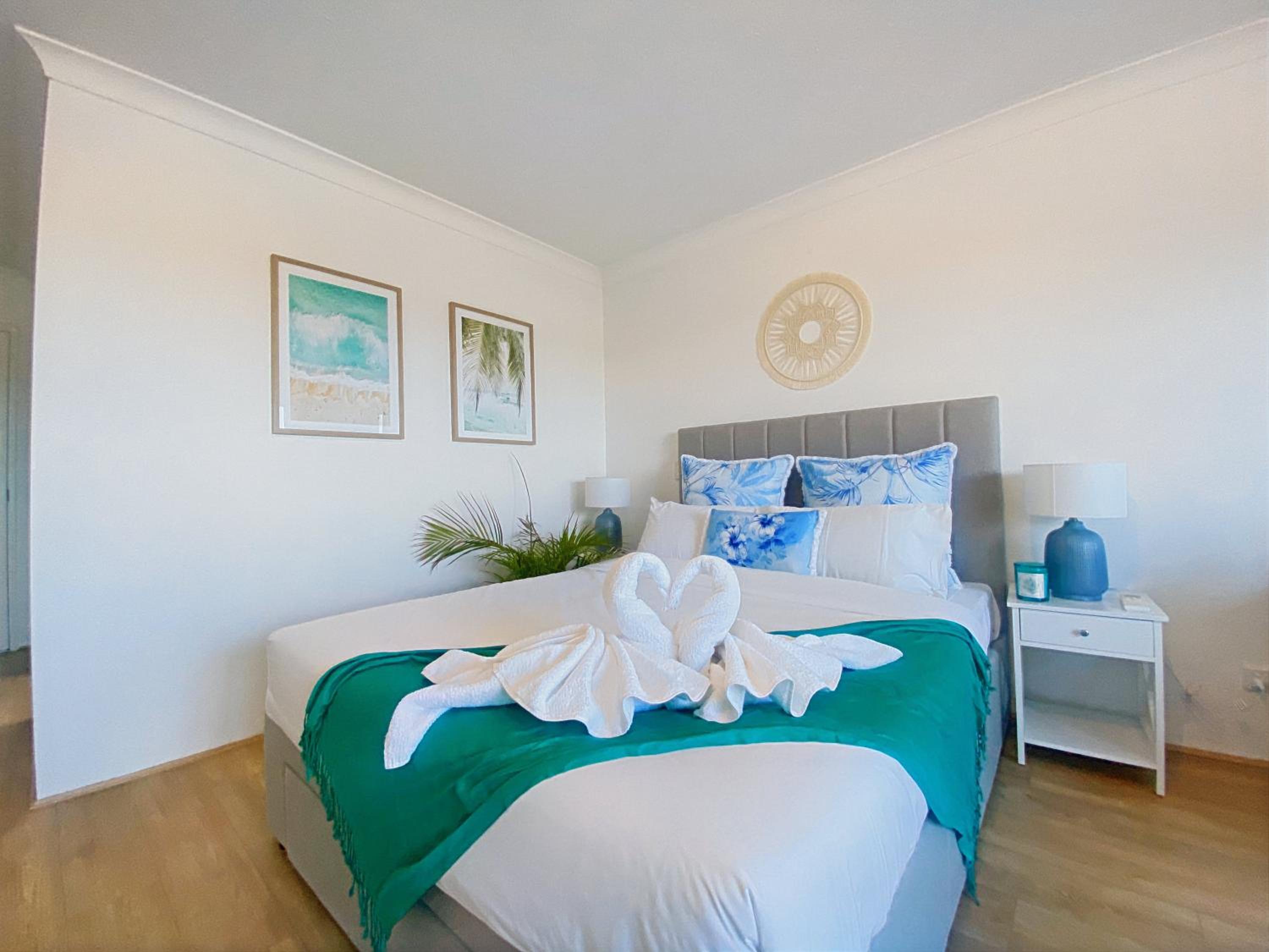 Charming Burleigh Studio