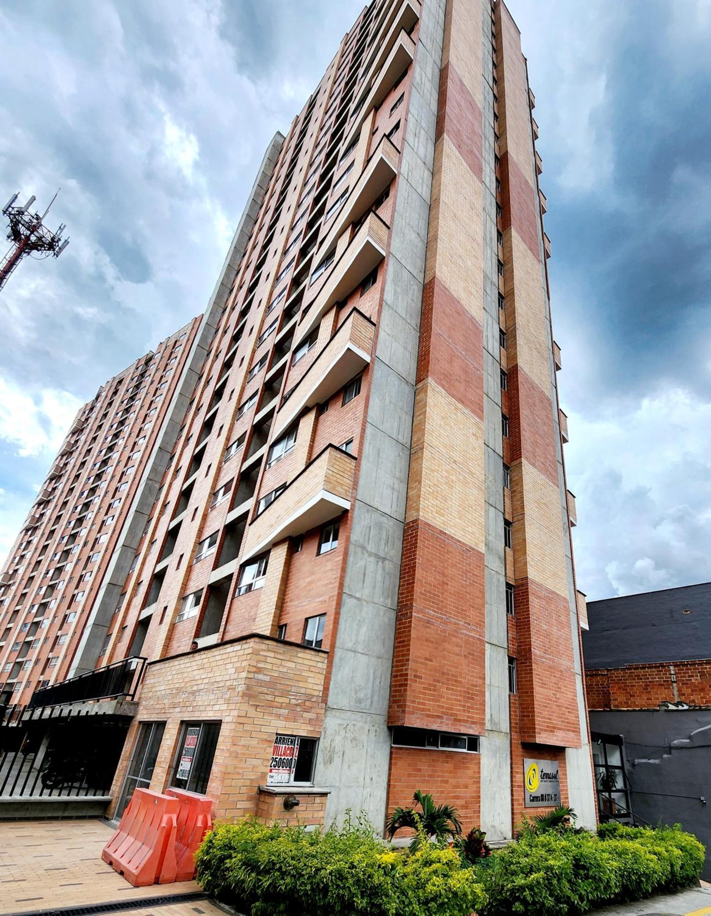 Apartamento con Parqueadero y Vista a la Ciudad