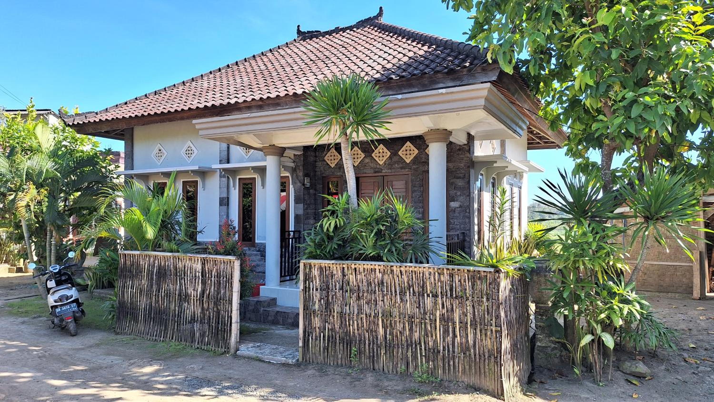 Sade Cempaka