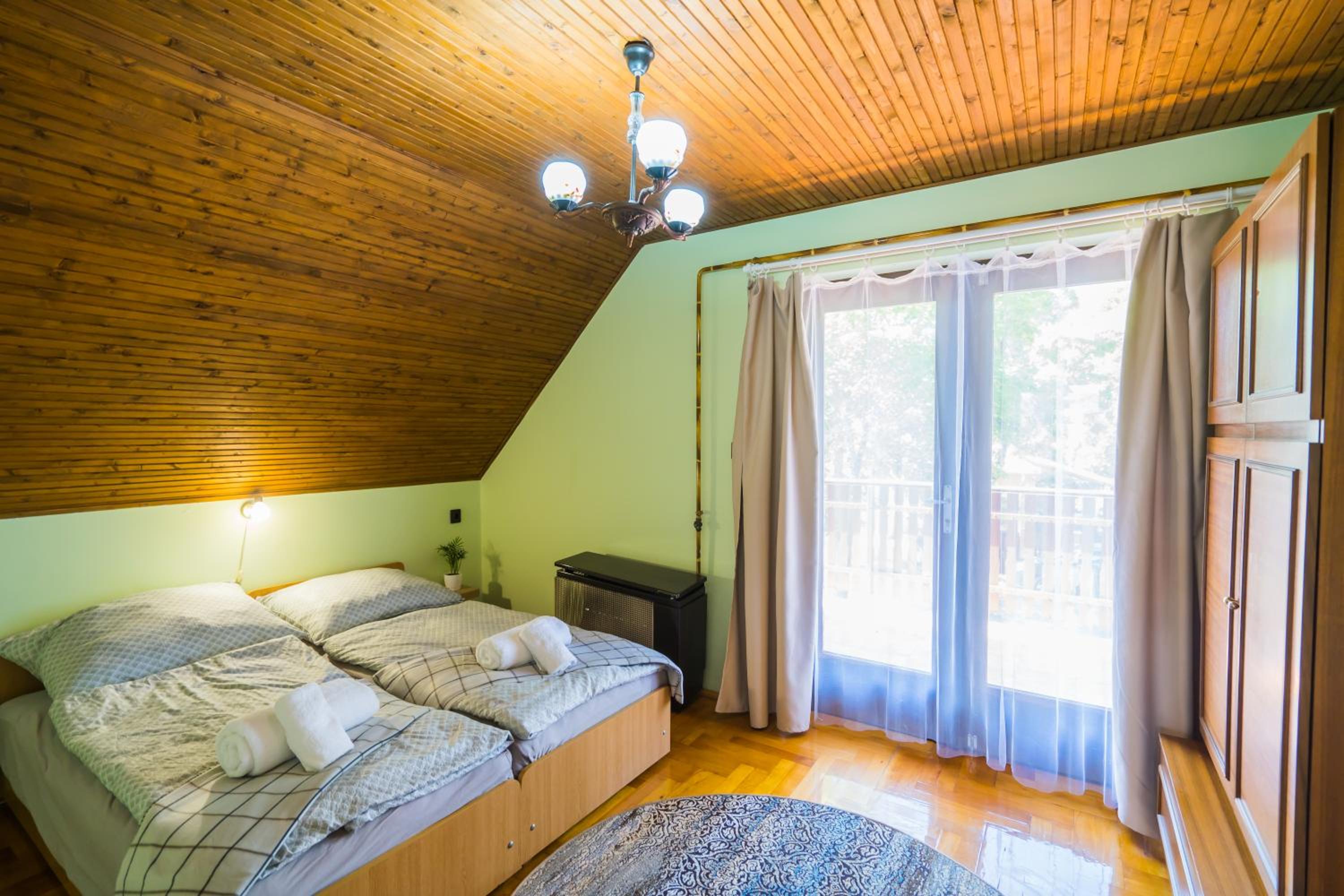 Fenyves Apartman