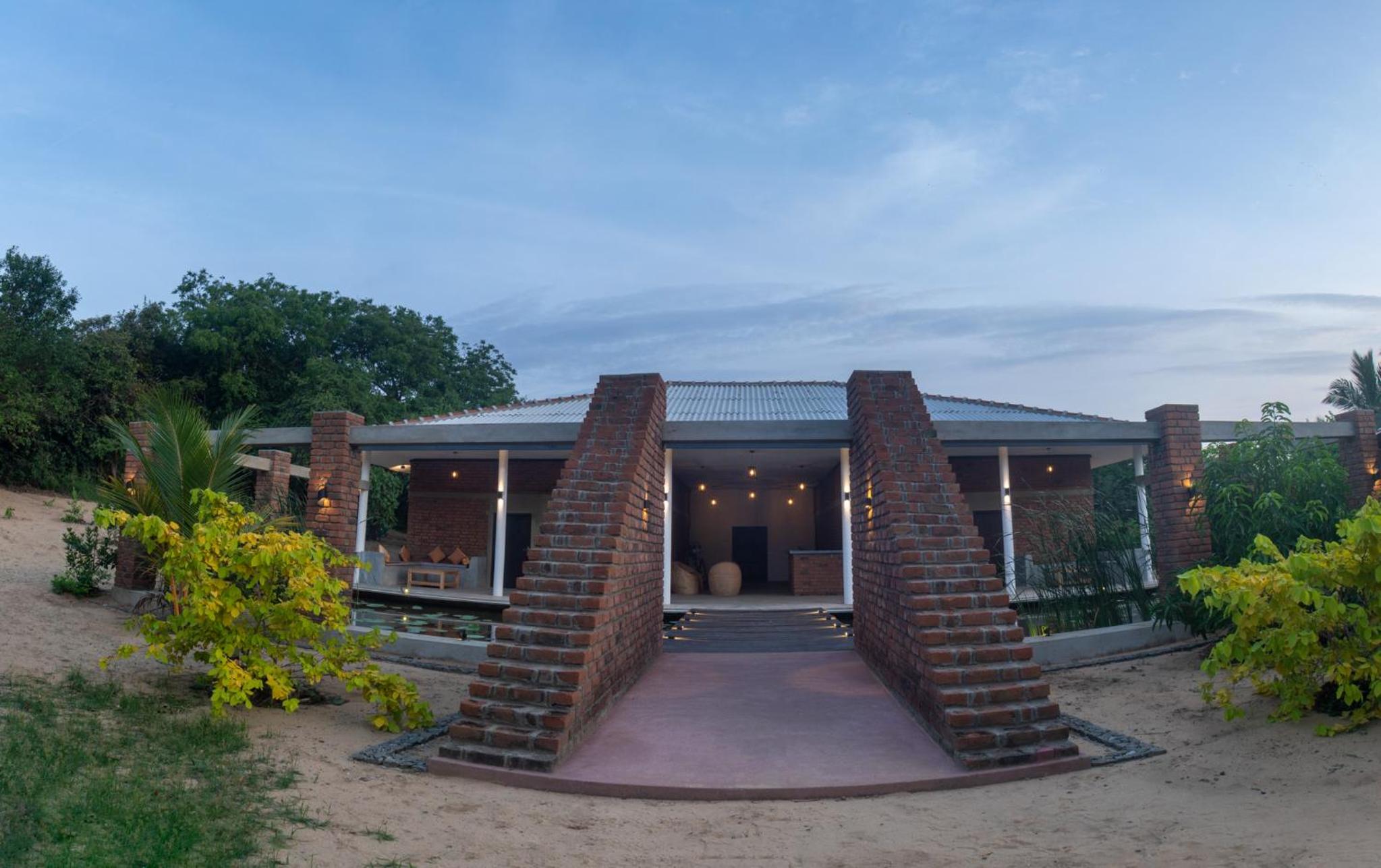 Wild Edge Panama - Kumana Safari Lodge view 2
