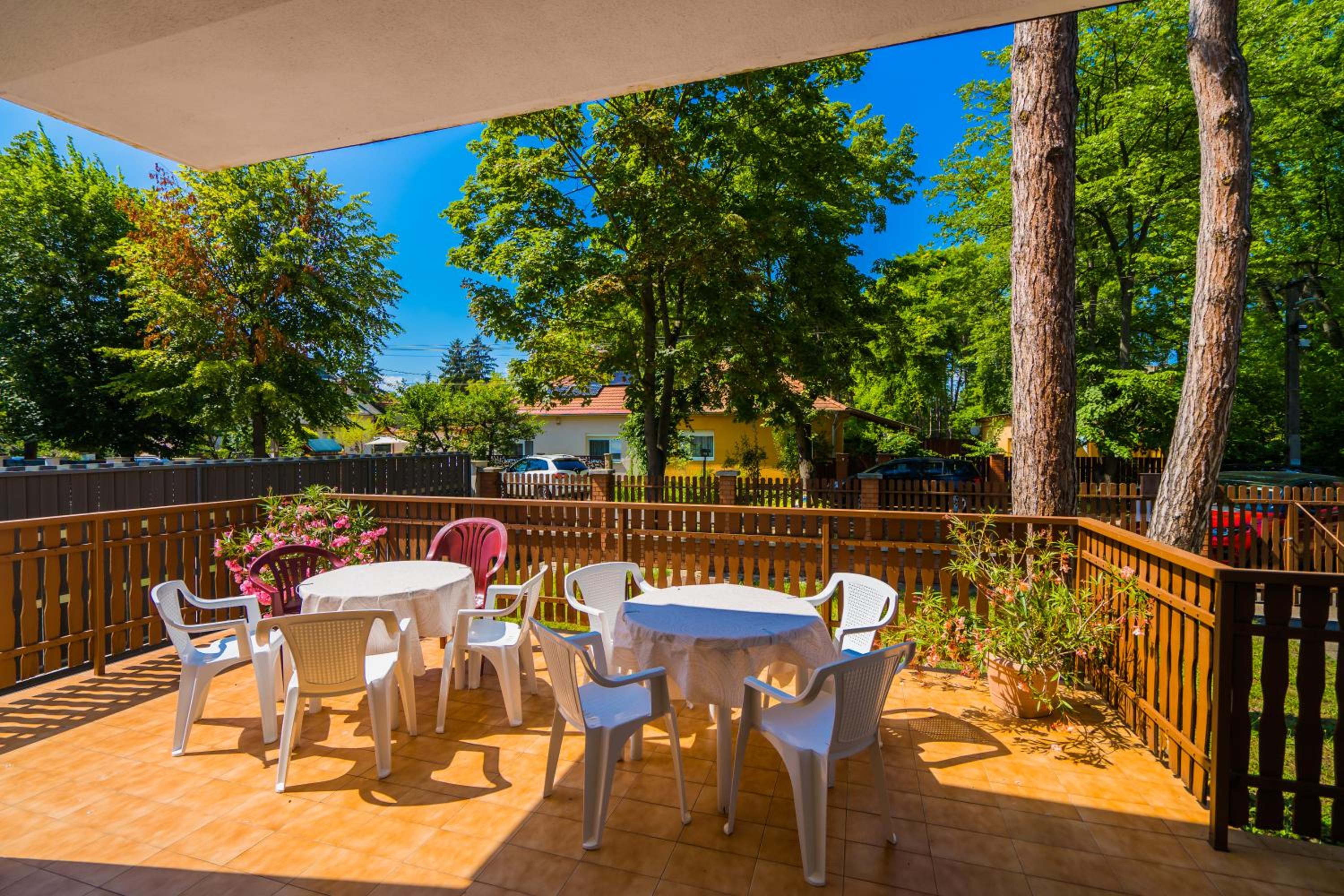 Fenyves Apartman