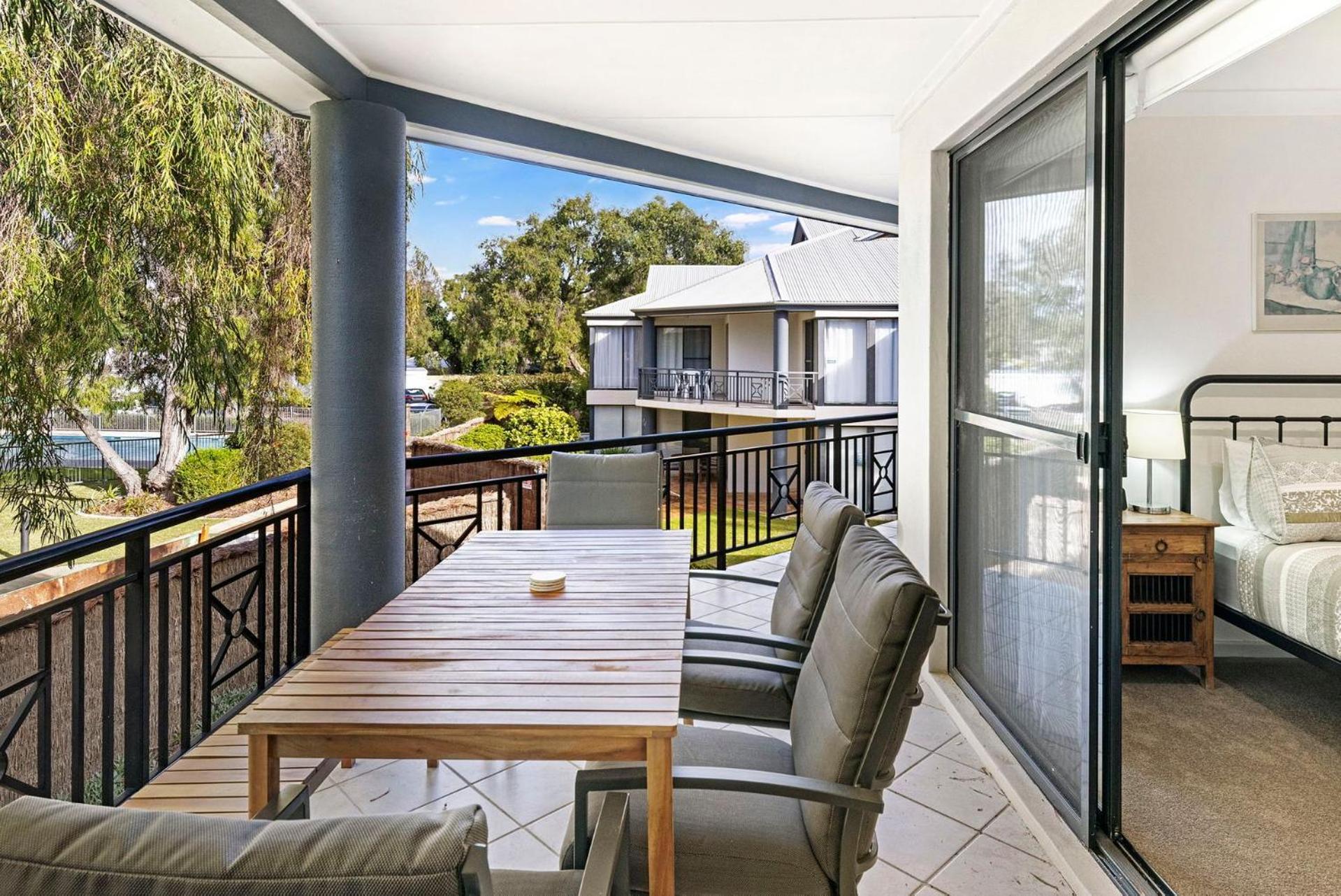 Escape to the Cape Villa 15