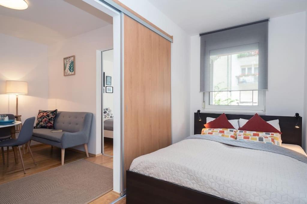Ap. with free parking near BudapestCongress Centre view 5