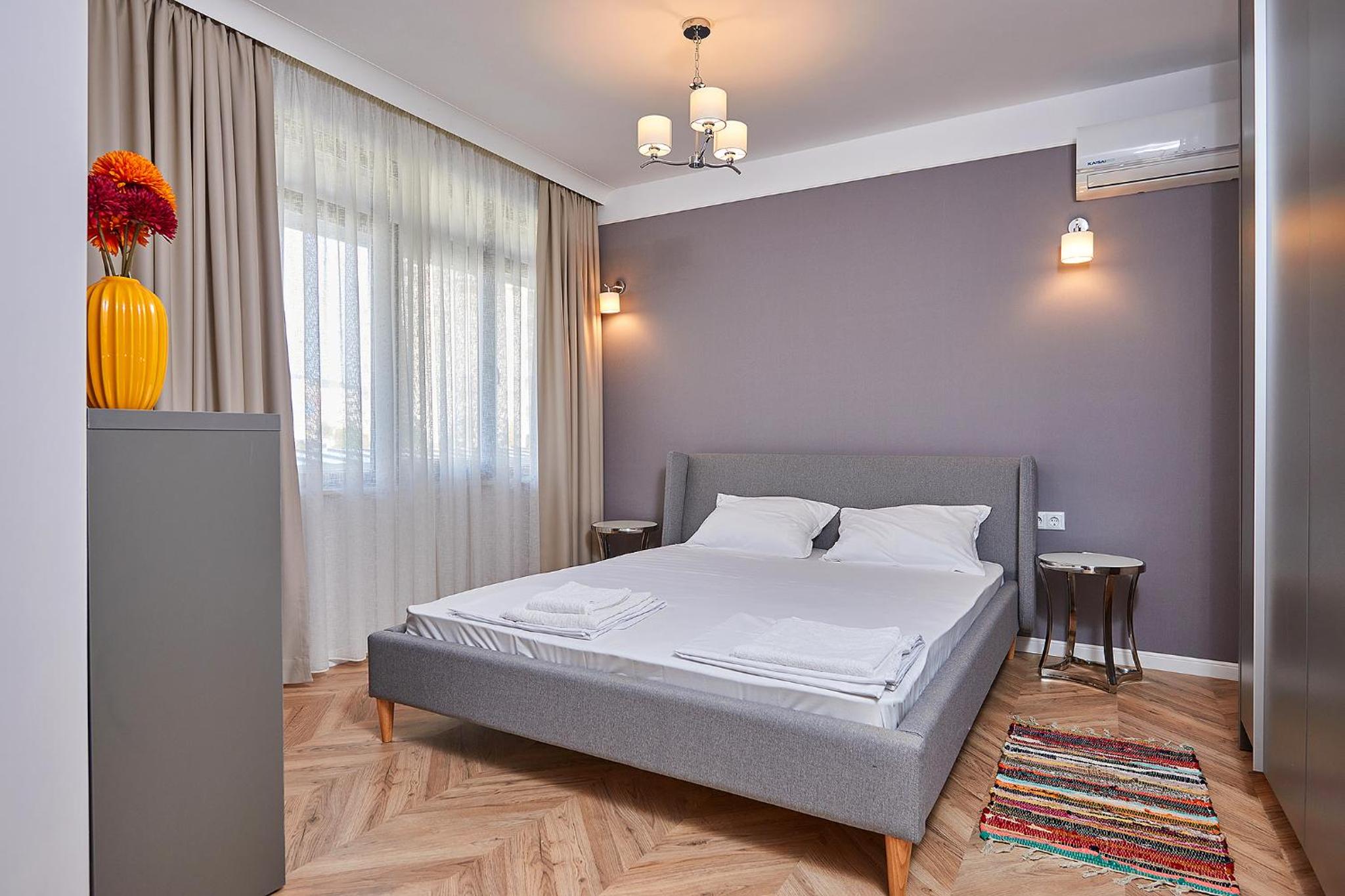 Florance Rentals Luxury Apartments in Saint Vlas