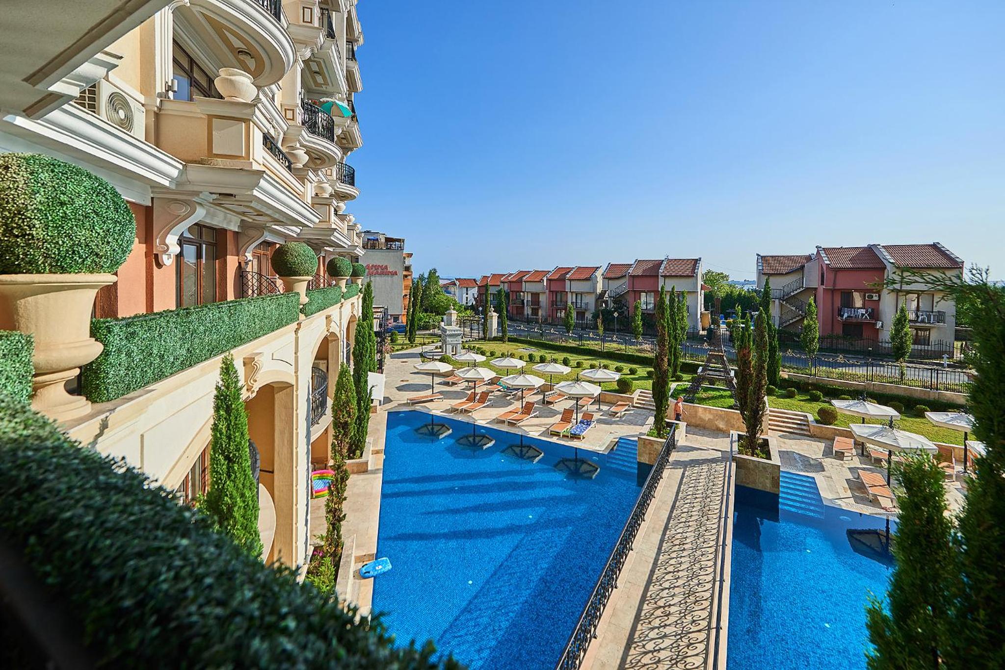 Florance Rentals Luxury Apartments in Saint Vlas