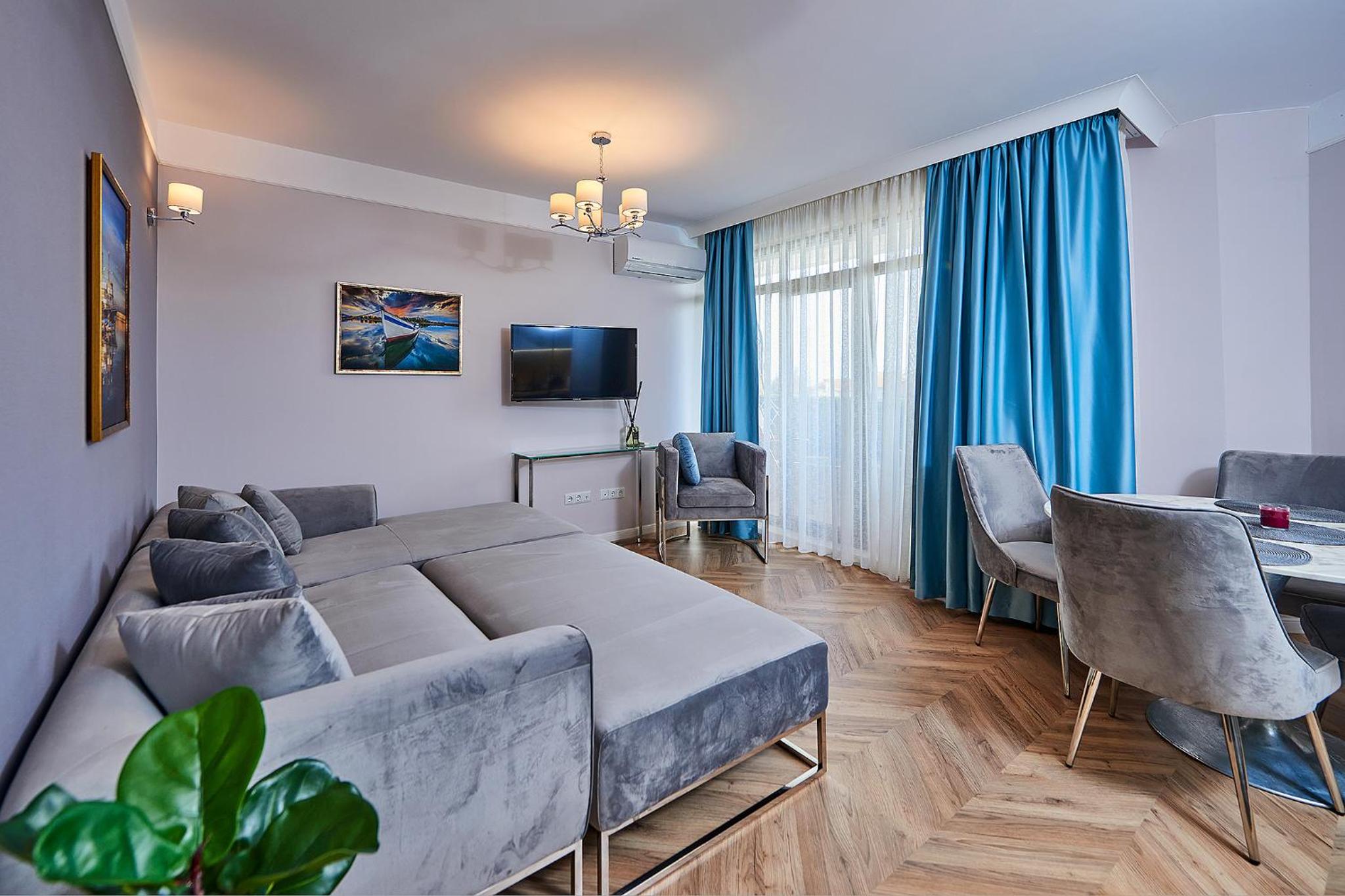 Florance Rentals Luxury Apartments in Saint Vlas