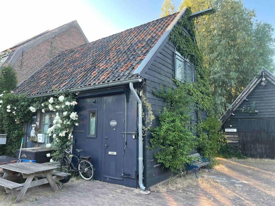 The Tiny Garage, photo 47