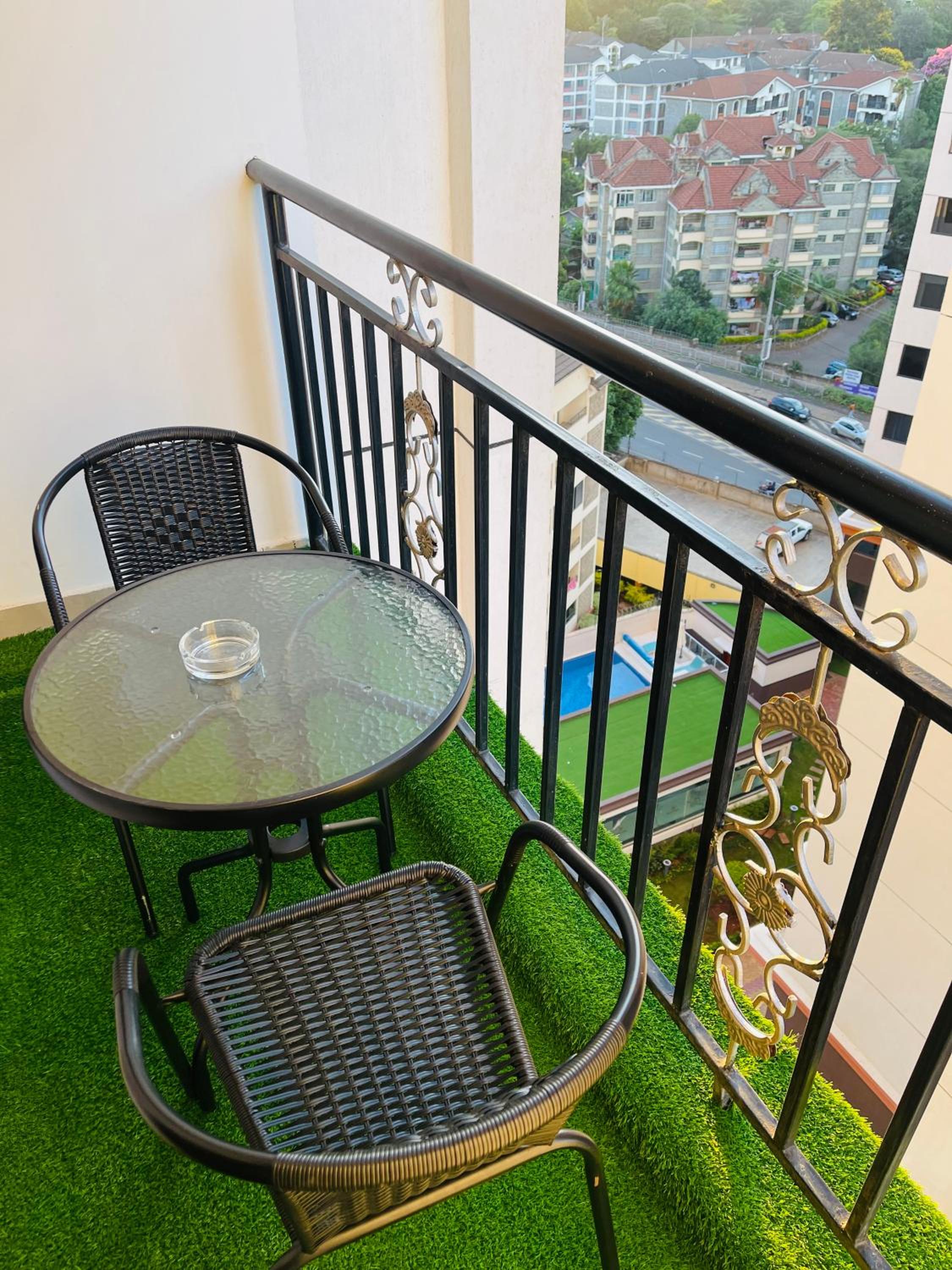Luxe 1bedroom with pool and gym in Nairobi view 3