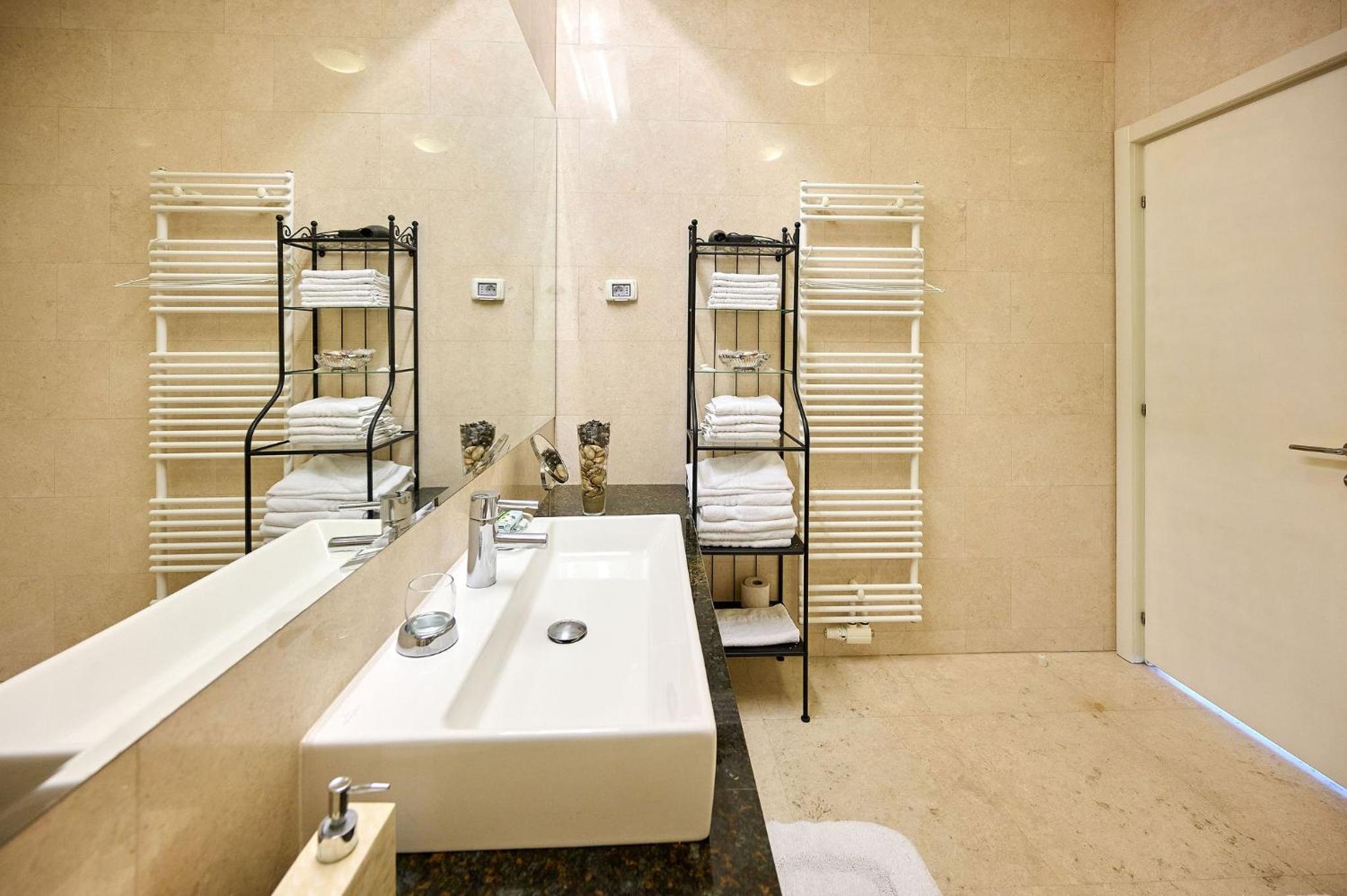 Apartament Caelia Mamaia DANA