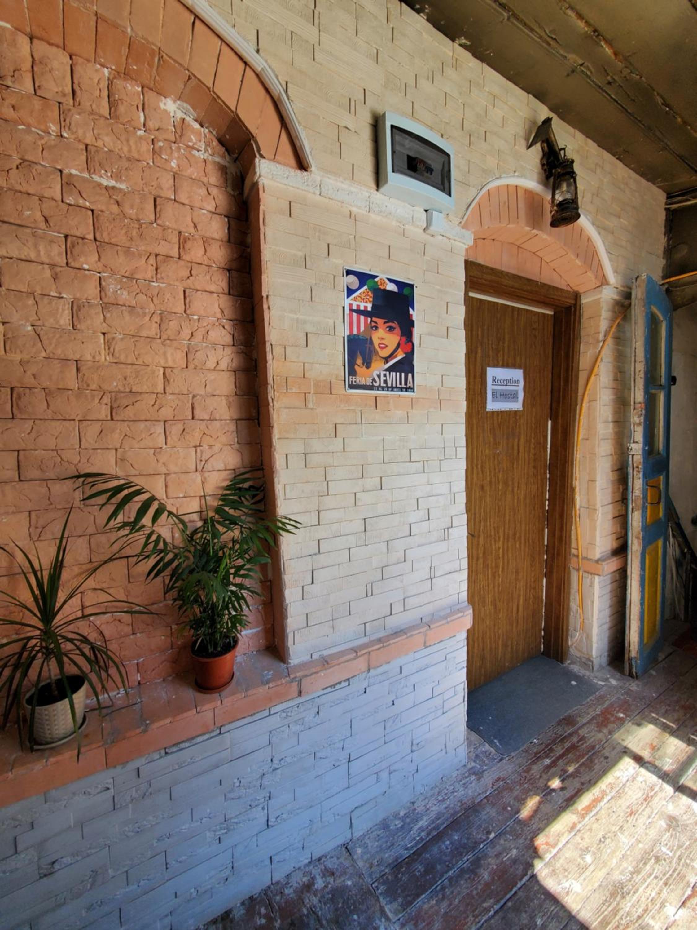 El Hostal view 3
