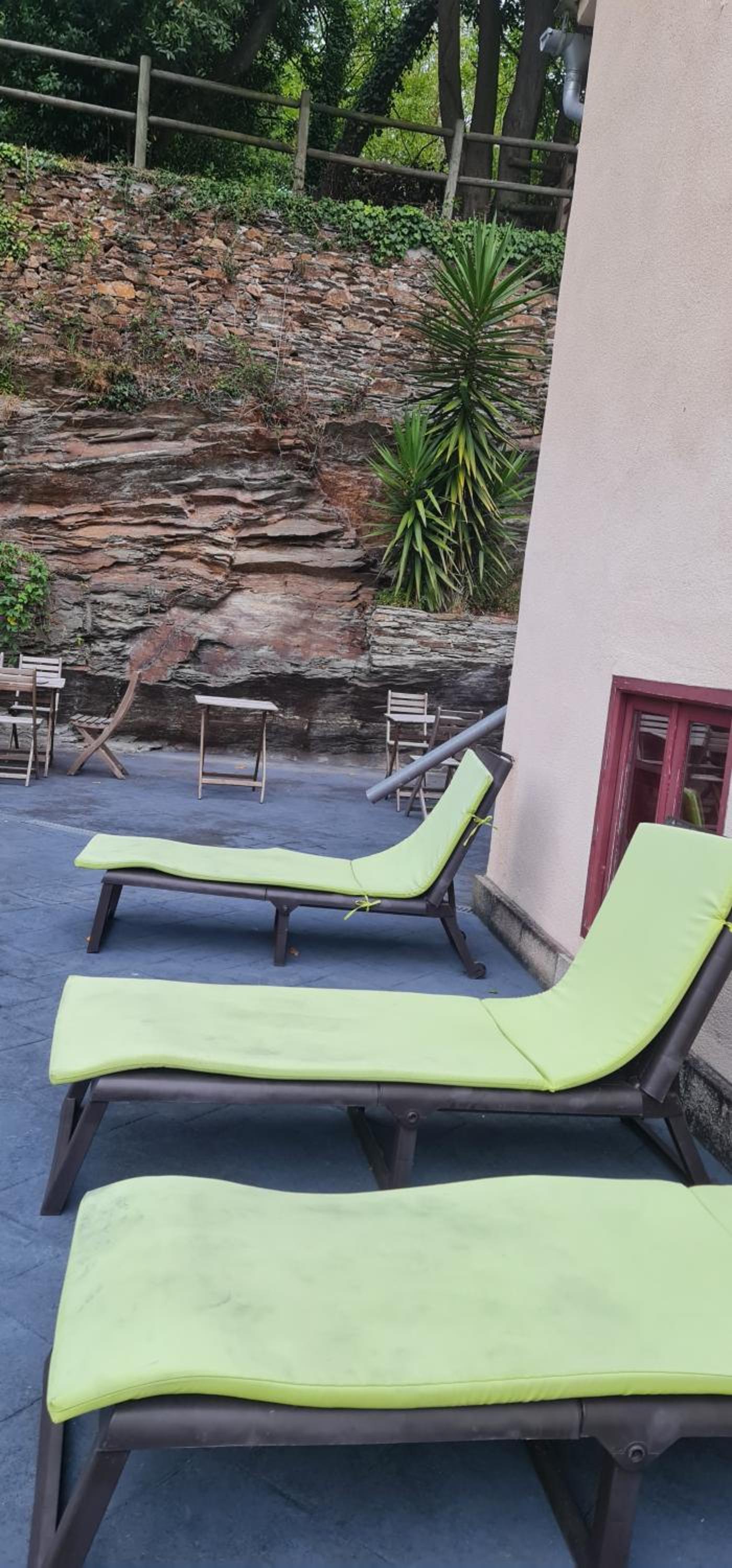 ALBERGUE CASTELOS