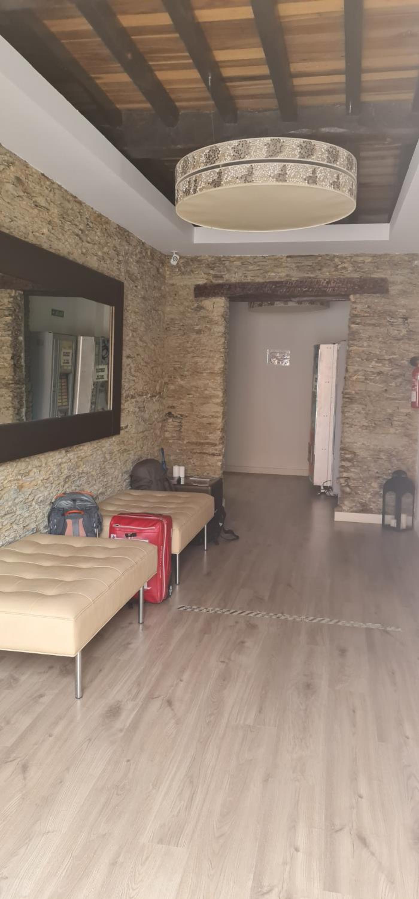 ALBERGUE CASTELOS