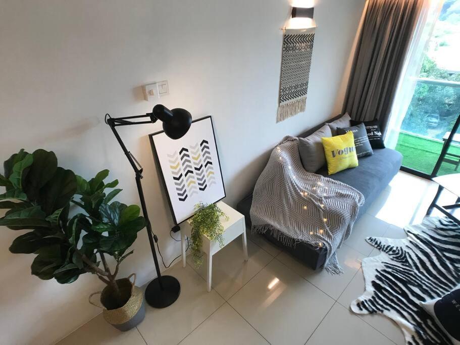 THR339 Kinta Riverfront Suites -6pax